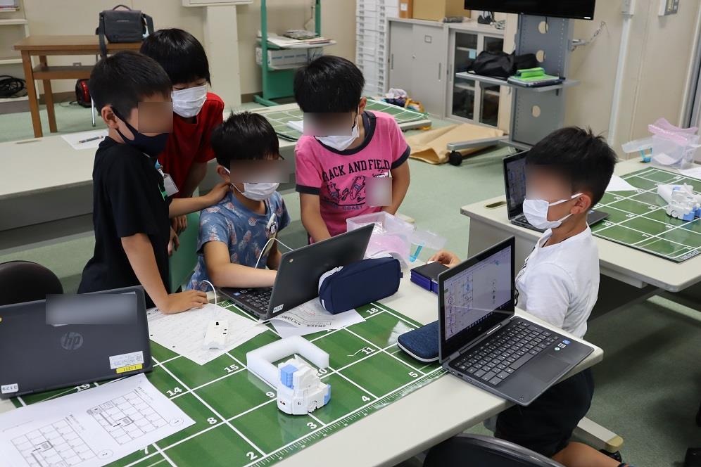 Chromebook™でプログラミング「静岡市立城北小」