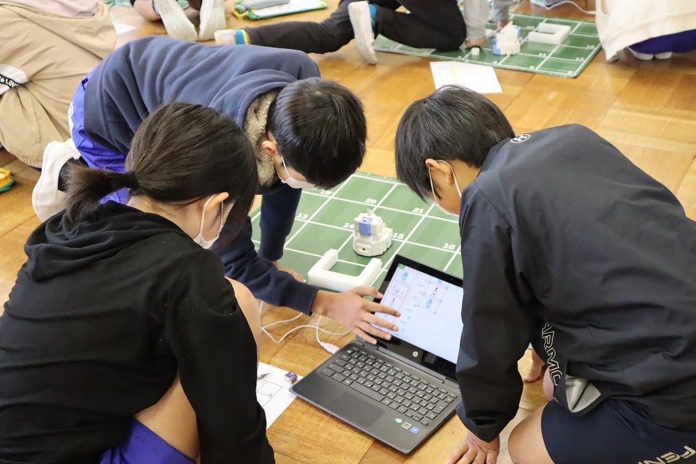Chromebook™でプログラミング「静岡市立田町小」