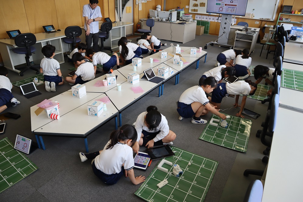 初めてのロボットプログラミング「常葉橘小」